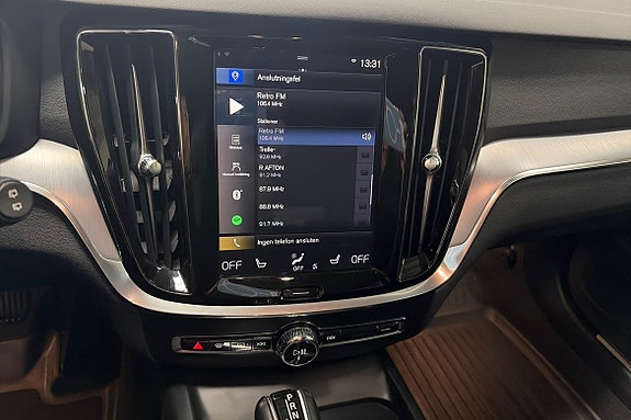 Volvo V60 Cross Country 15 of 23