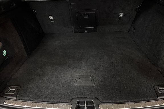 Volvo V60 Cross Country 12 of 23