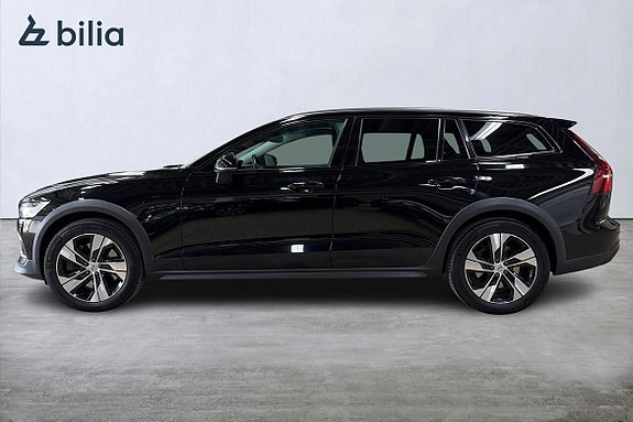 Volvo V60 Cross Country 3 of 23