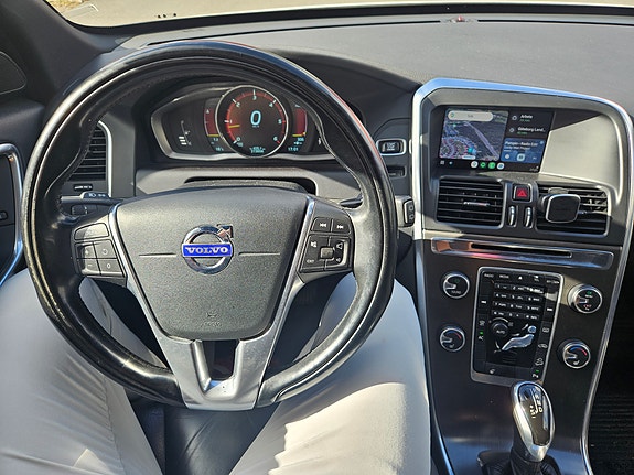 Volvo XC60 9 of 9