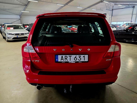 Volvo V70 4 of 9