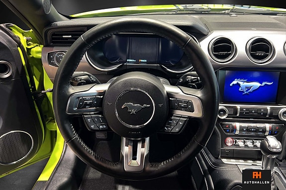 Ford Mustang 12 of 20
