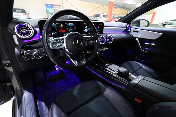 Mercedes-Benz A250 e 10 of 22