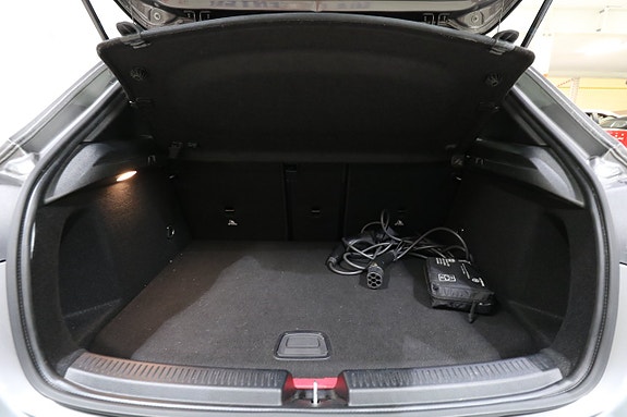 Mercedes-Benz A250 e 19 of 22
