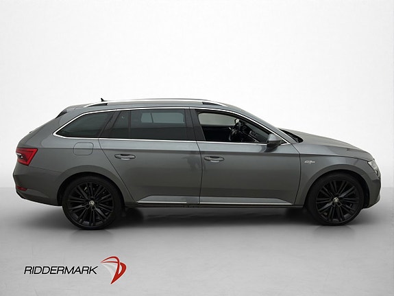 Skoda Superb 9 of 30