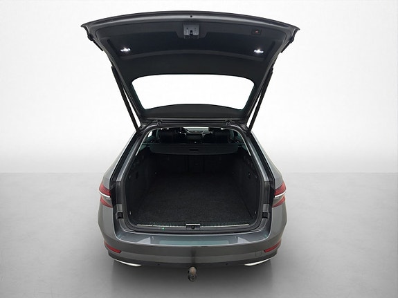 Skoda Superb 29 of 30