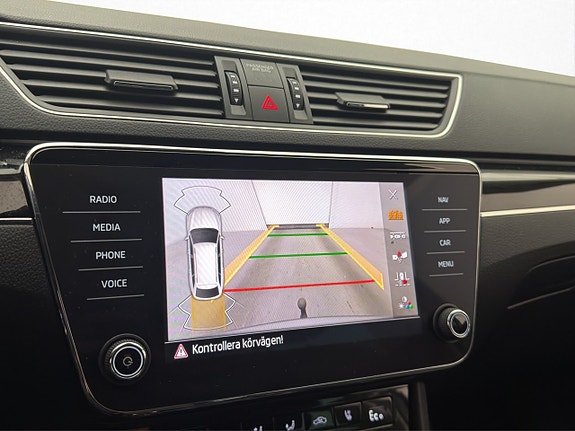 Skoda Superb 19 of 30