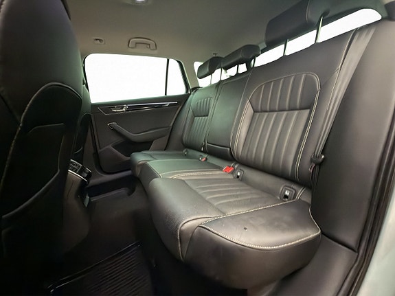 Skoda Superb 14 of 30