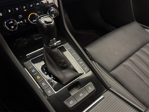Skoda Superb 25 of 30