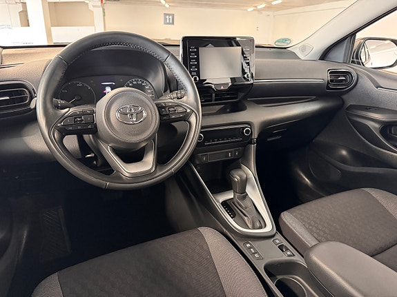 Toyota Yaris 4 of 10