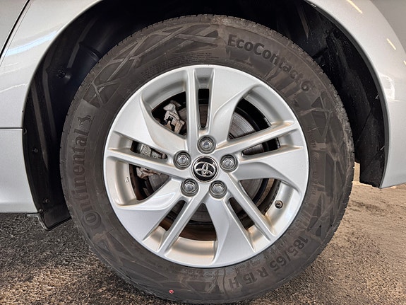 Toyota Yaris 7 of 10