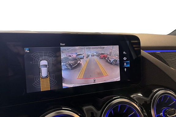 Mercedes-Benz GLA220 d 15 of 24