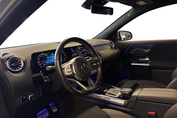 Mercedes-Benz GLA220 d 10 of 24