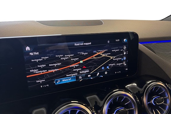 Mercedes-Benz GLA220 d 16 of 24