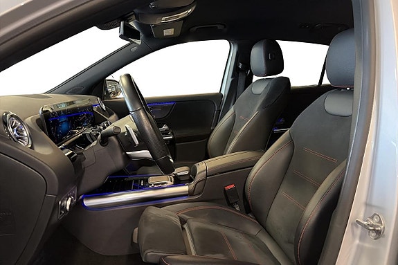 Mercedes-Benz GLA220 d 9 of 24