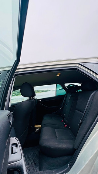 Toyota Avensis 8 of 9