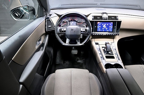 DS DS 7 Crossback 15 of 21