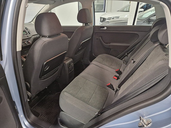 Volkswagen Golf Plus 11 of 12