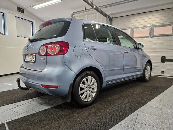 Volkswagen Golf Plus 2 of 12