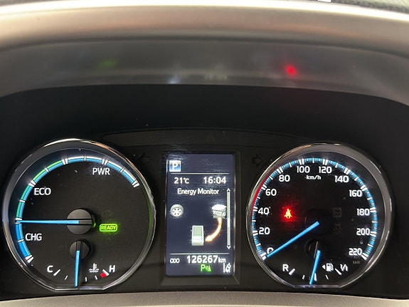 Toyota RAV4 15 of 28