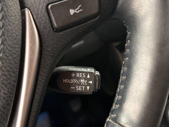 Toyota RAV4 24 of 28