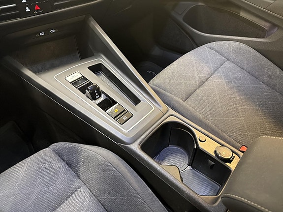 Volkswagen Golf I 14 of 29