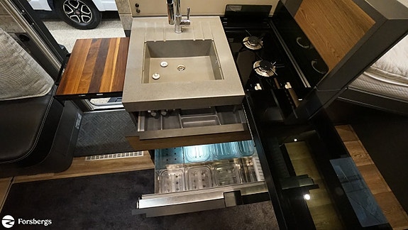 Niesmann ISMOVE 6.9E / ALDE / AC / HYDRAULISKA STÖDBEN 9 of 17