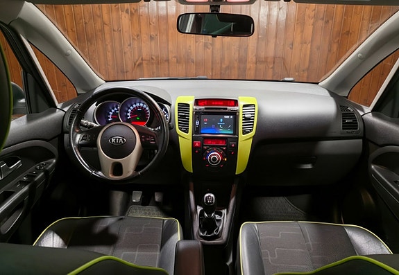 Kia Venga 9 of 21