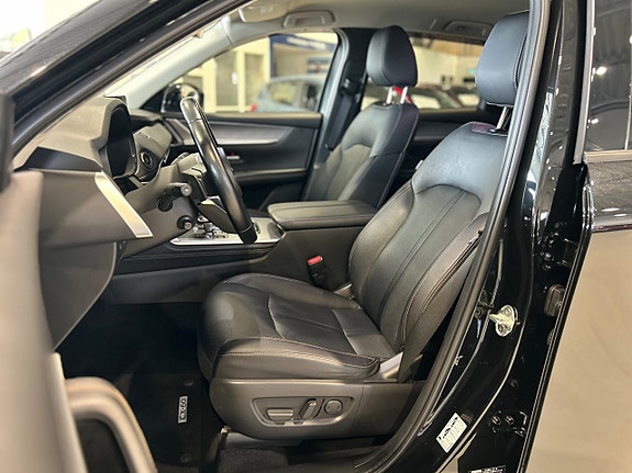 Mazda CX-60 6 of 23