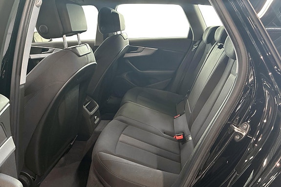 Audi A4 16 of 23