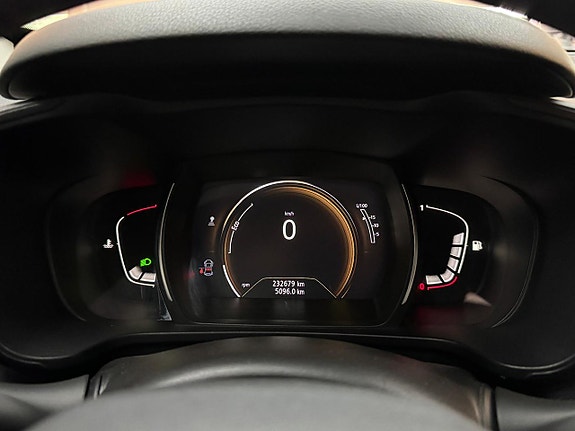 Renault Kadjar 10 of 16