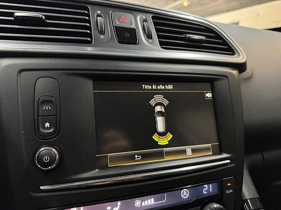Renault Kadjar 12 of 16