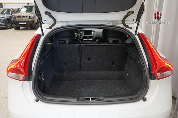 Volvo V40 21 of 22