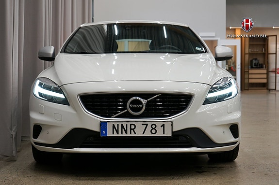Volvo V40 5 of 22