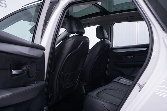 BMW 218d 10 of 21
