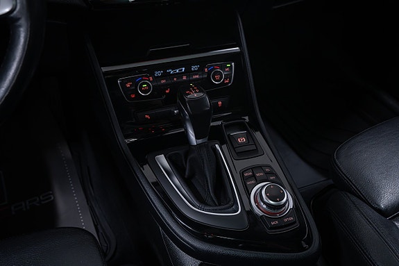BMW 218d 16 of 21