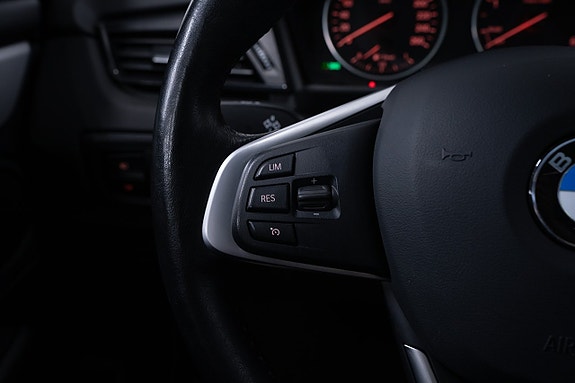BMW 218d 14 of 21