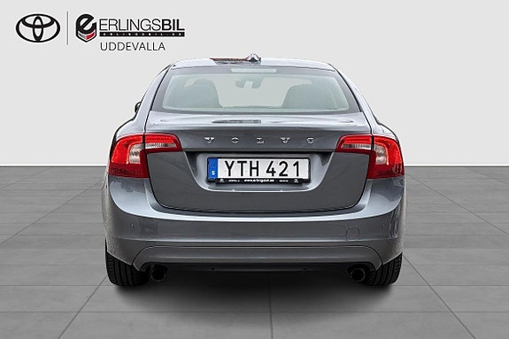 Volvo S60 4 of 18
