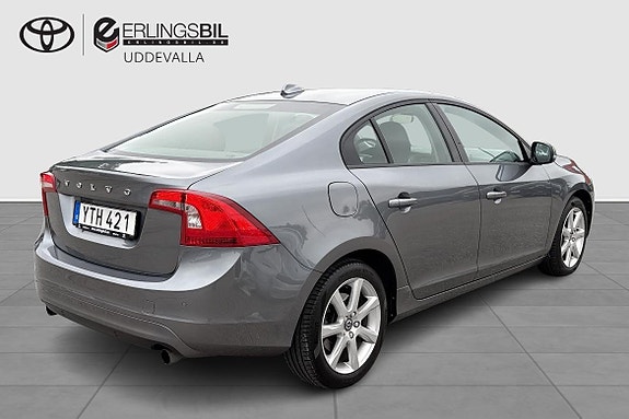 Volvo S60 14 of 18