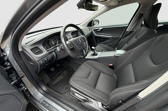 Volvo S60 9 of 18