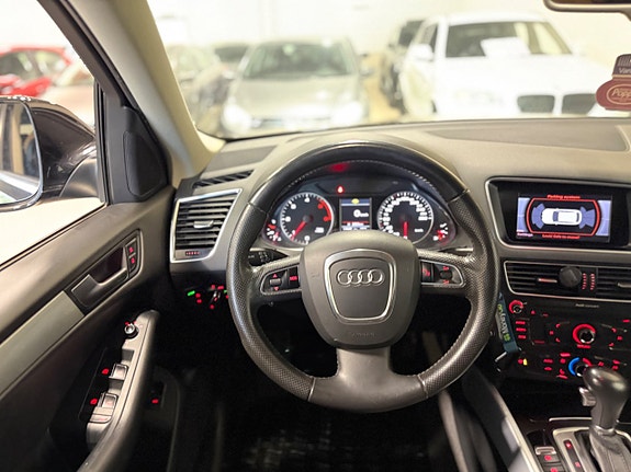 Audi Q5 11 of 19