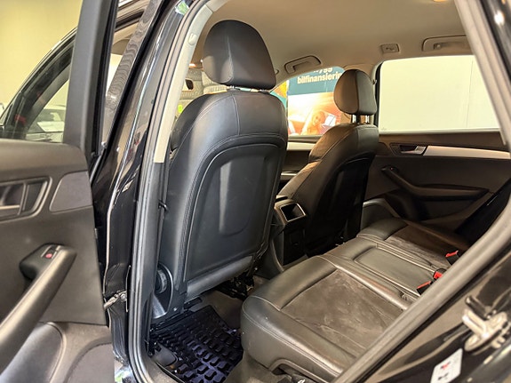 Audi Q5 9 of 19