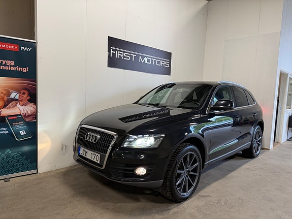 Audi Q5 2 of 19