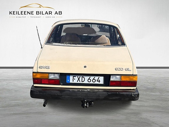 Saab 900 6 of 22