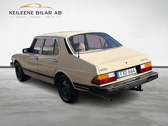 Saab 900 9 of 22