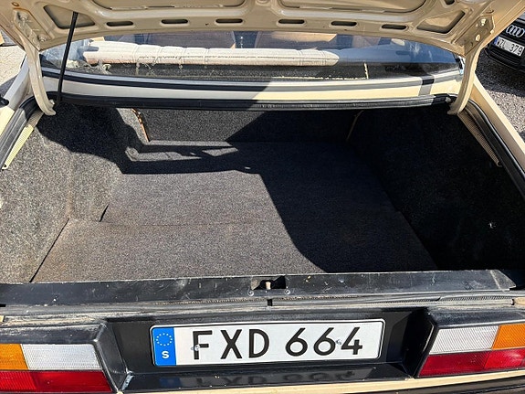 Saab 900 13 of 22
