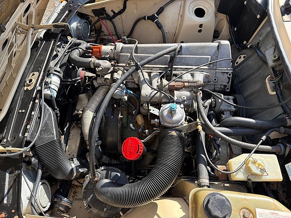Saab 900 20 of 22