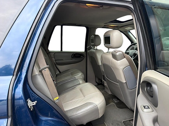 Chevrolet Trailblazer 10 of 28