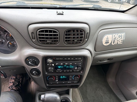 Chevrolet Trailblazer 17 of 28
