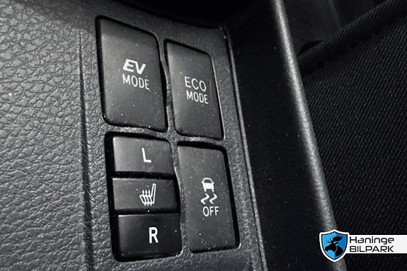 Toyota Yaris 23 of 24
